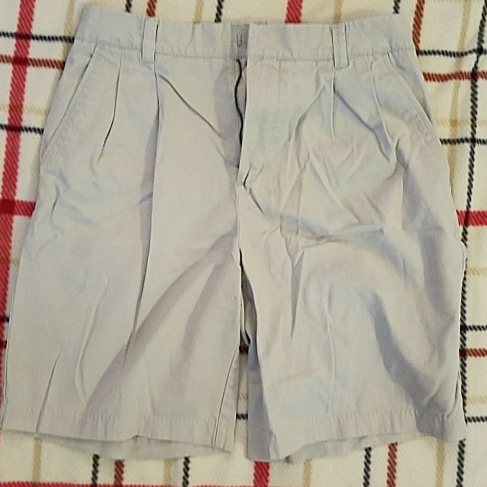 Men's light color shorts